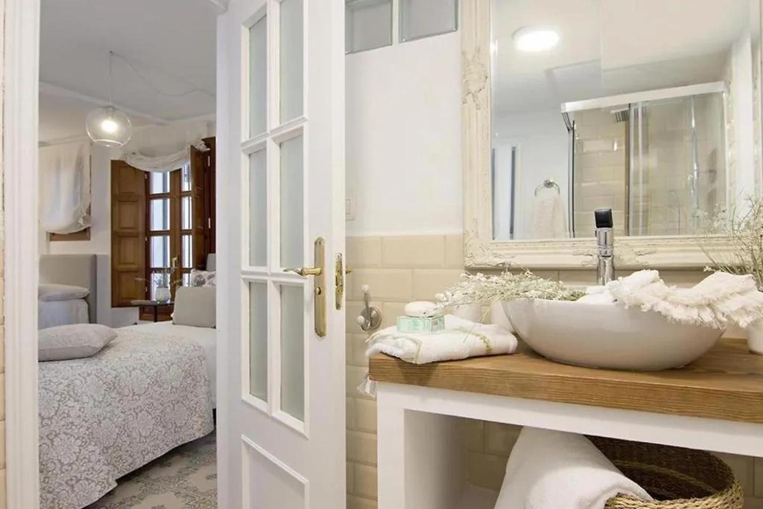 Apartamentos La Tona Puerta Elvira Centro Ciudad 그라나다 외부 사진