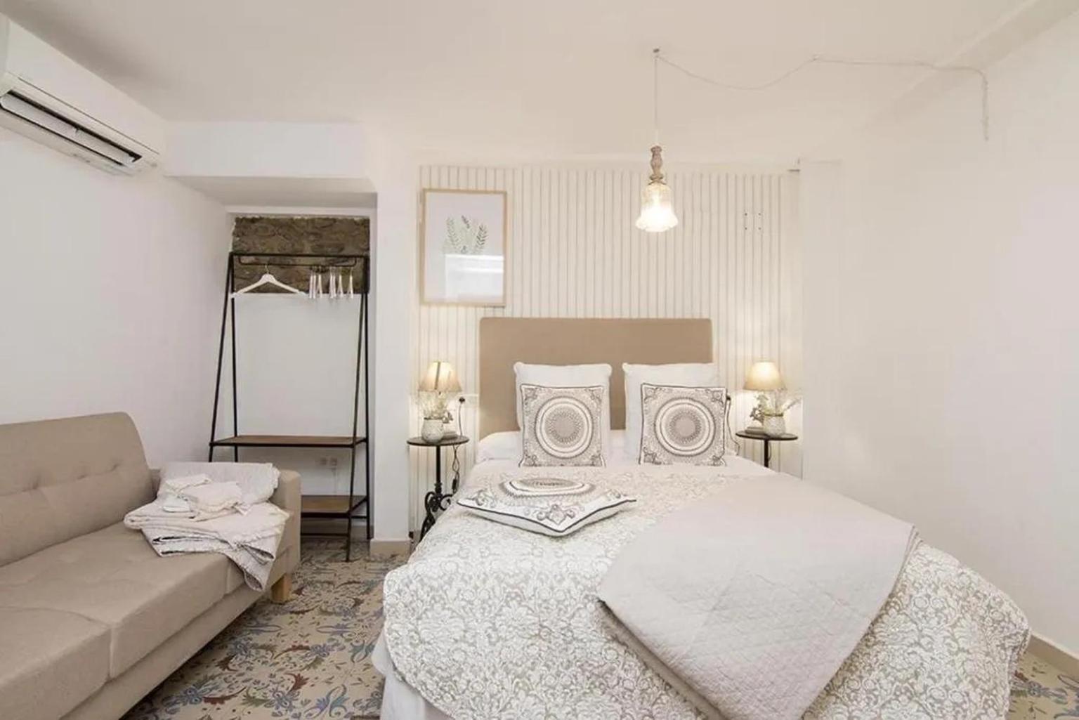 Apartamentos La Tona Puerta Elvira Centro Ciudad 그라나다 외부 사진